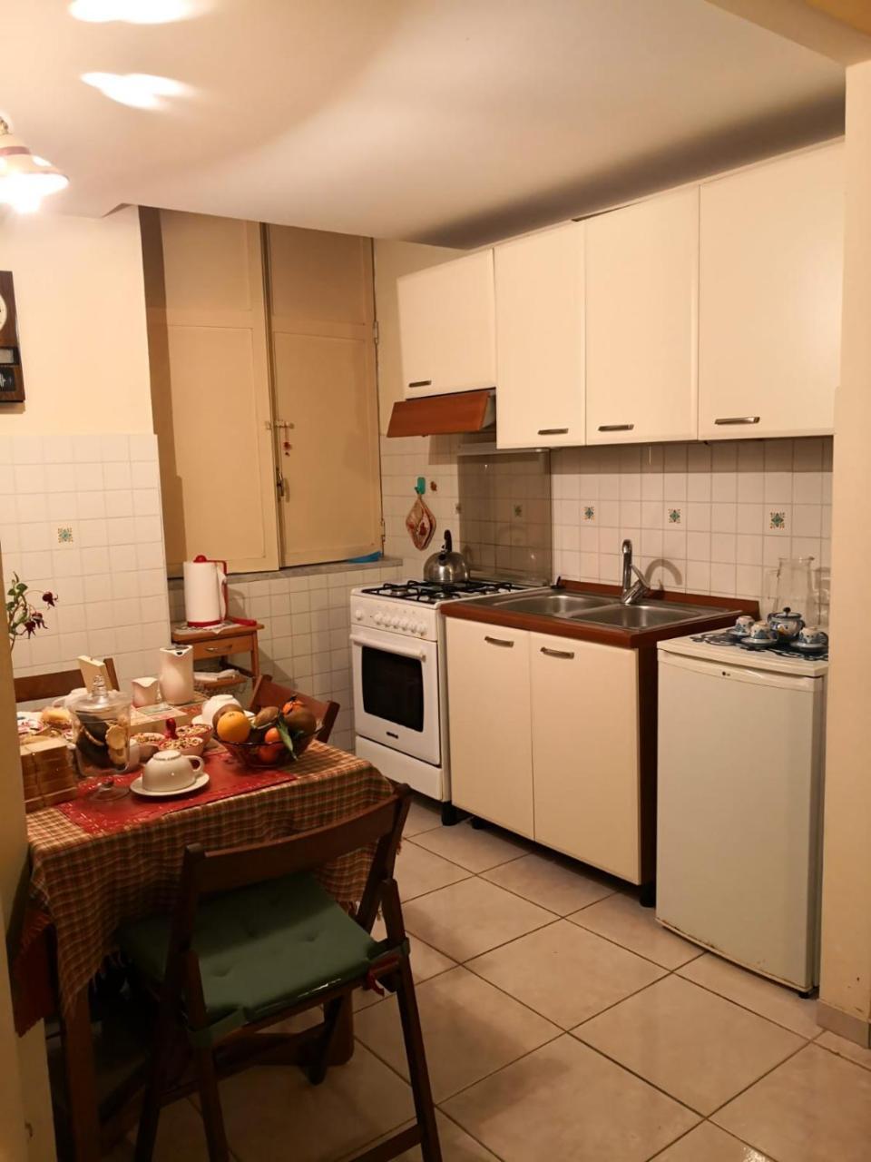 B&B Il Nespolo Salerno Luaran gambar