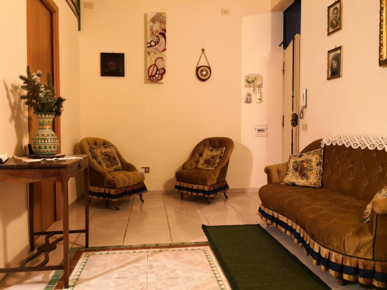 B&B Il Nespolo Salerno Luaran gambar